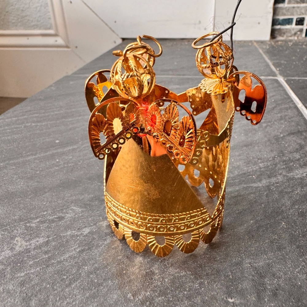 Hallmark‎ Gold Tone Angel Christmas Ornament Hanging Decor